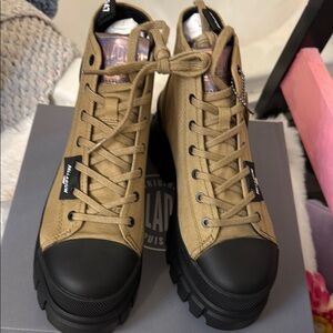 Palladium 🌹Women's High-Top Sneakers in Tan and Black